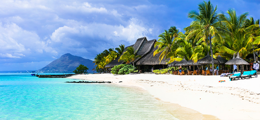 Mauritius Ferien Strand Palmen